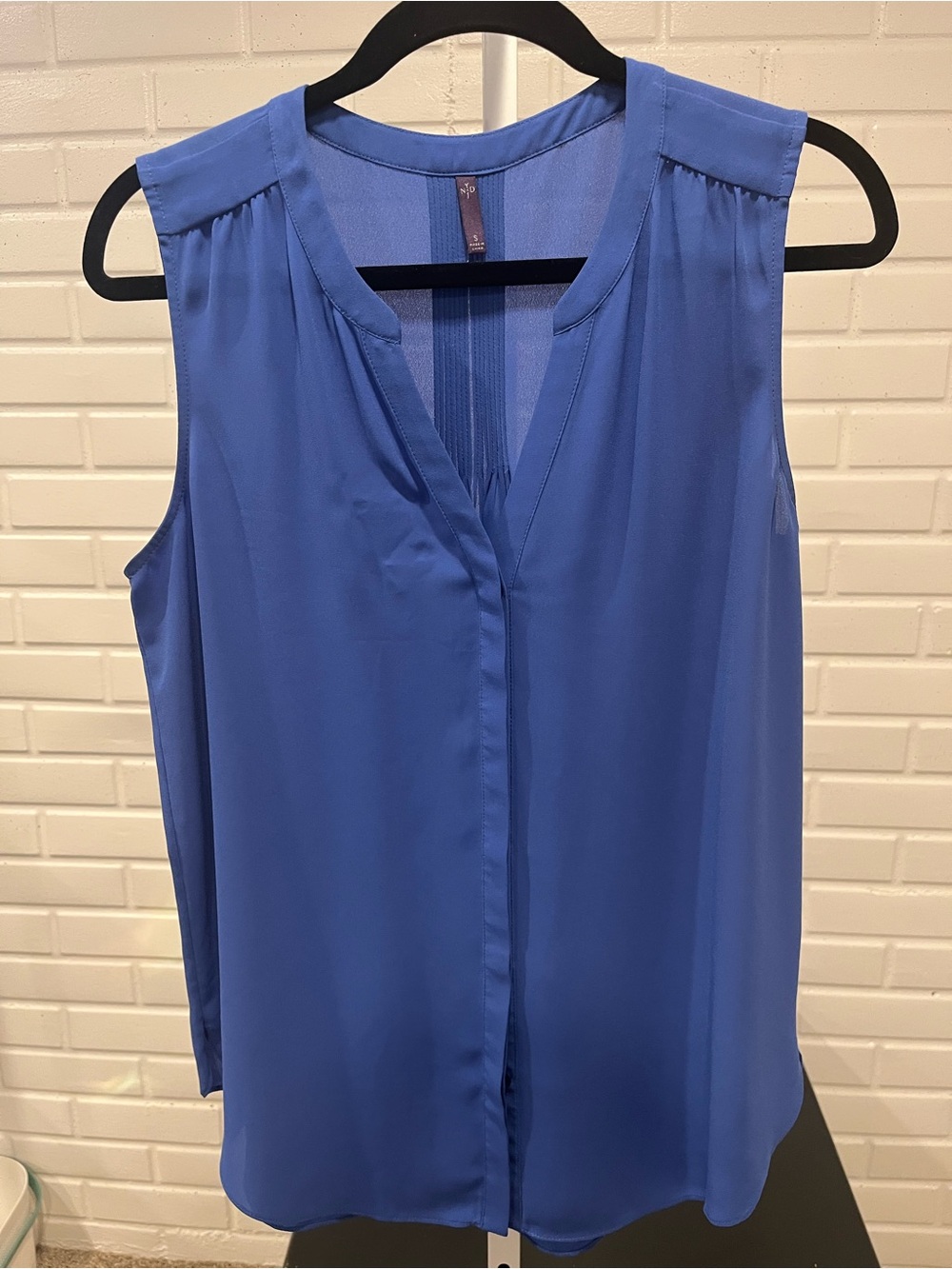 NYDJ Sleeveless V-Neck Camisole in Blue